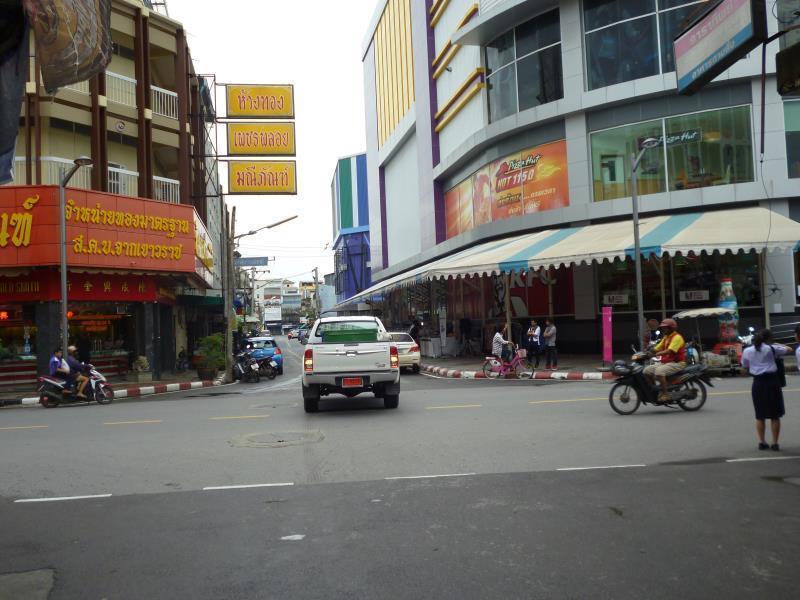 Rajthani Hotel - Sha Certified Surat Thani Luaran gambar
